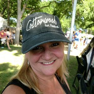 Meet your Posher, Denise